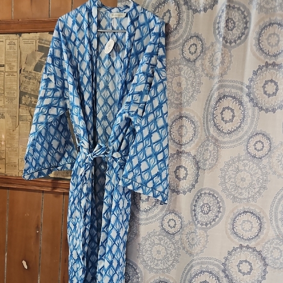 Blue Patterned Women's Robe - Picture 3 of 4